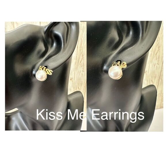 KISS ME 925 Sterling Silver stud earrings - Picture 1 of 6